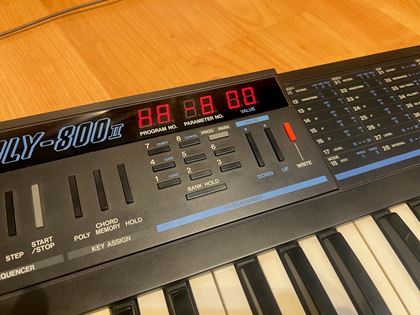 Korg-Poly 800 II Hawk & Atom Hawk